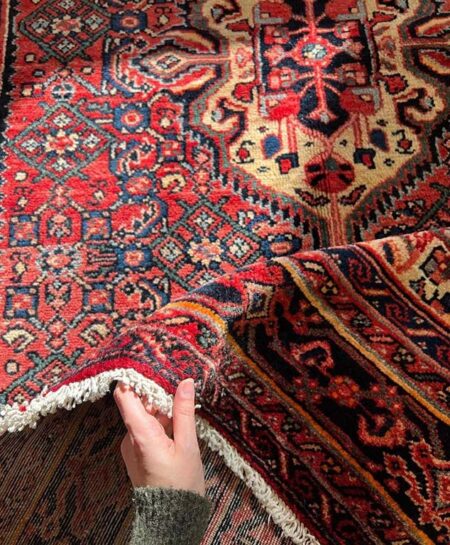 The softness of the hand-woven carpet