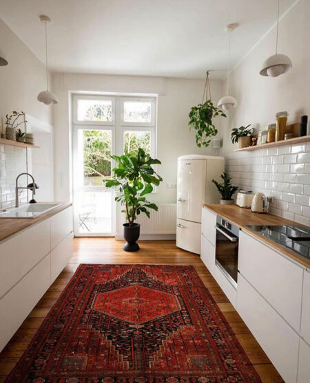 persian-handmade-carpet-in-kitchen