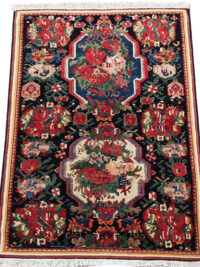 bakhtiari-rug-1.5ba357001(1)