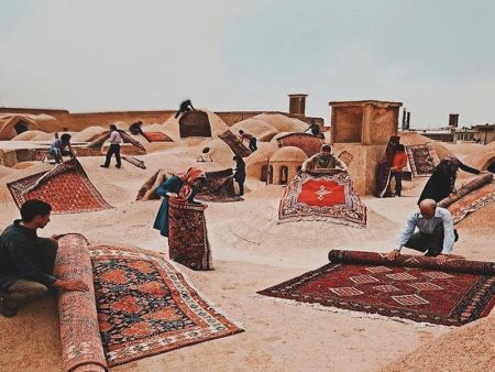 persian-rugs-in-Yazd